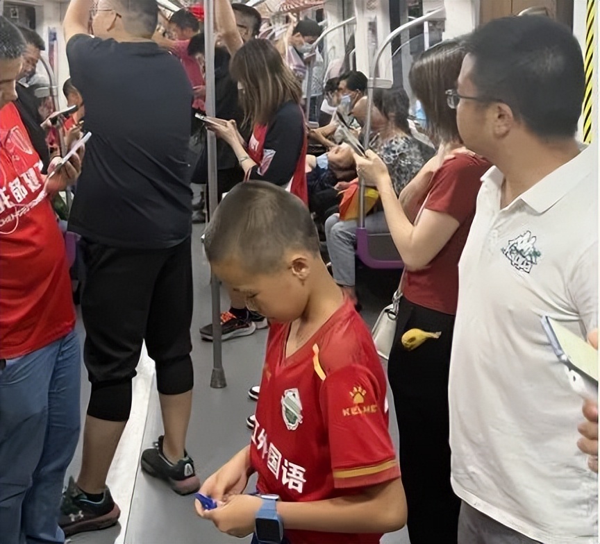 当成都人打堆堆，力量有多大？