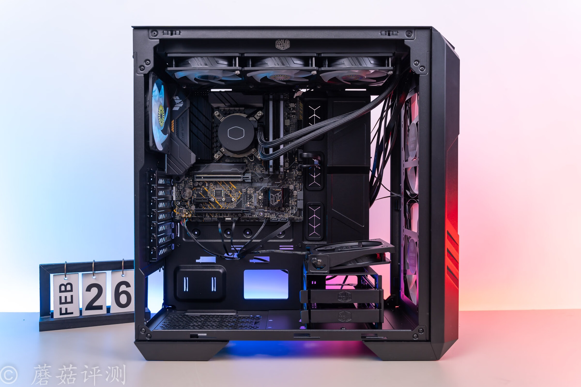 连续多日的高温，让朋友家的主机燥热难耐、更换机箱散热后获新生