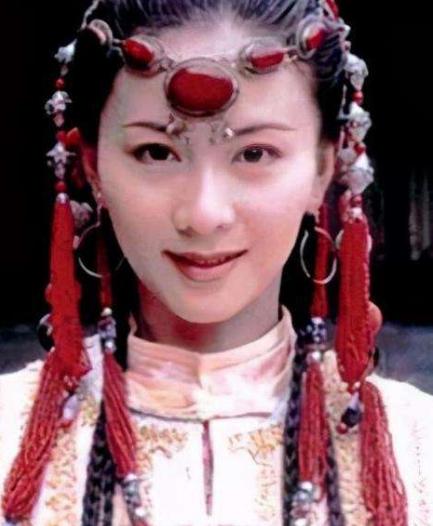 “人体模特”汤加丽：父母很难原谅我，和丈夫离了婚，但我不后悔