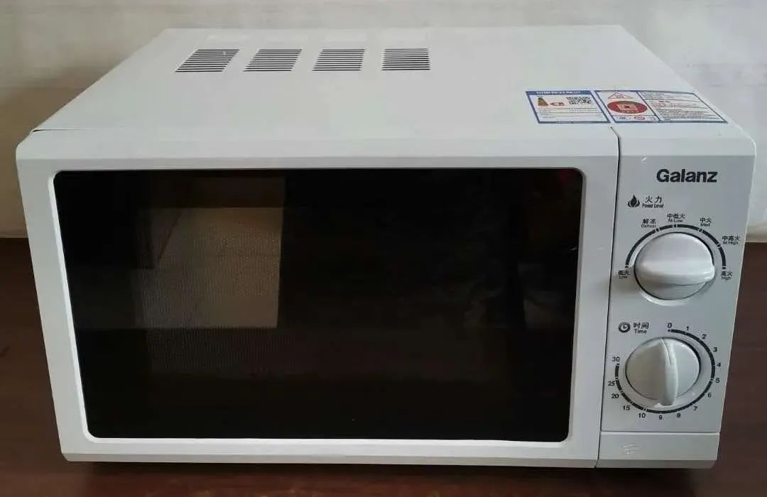 绌烘皵鐐搁攨缈荤孩,绌烘皵鐐搁攨涓轰粈涔堜細鐖嗙孩