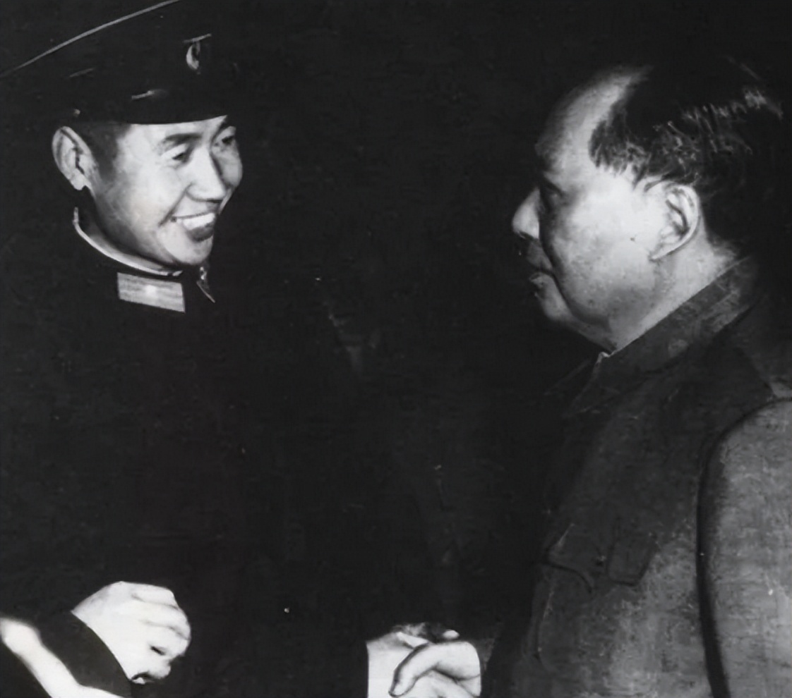 中美南海空战纪录片,1965年海南岛空战视频