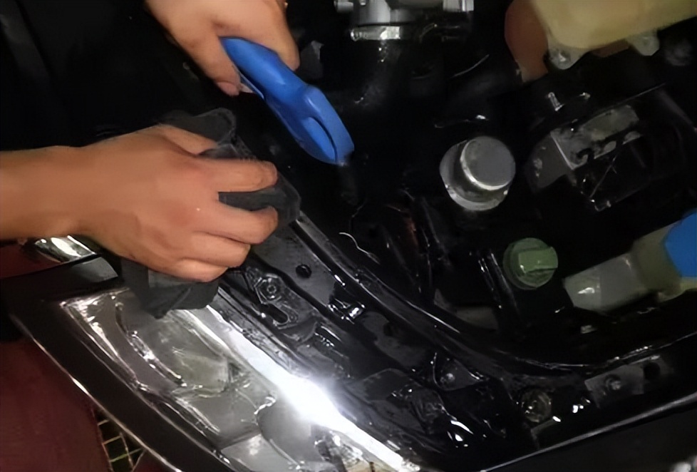 水泵故障会导致发动机噪音大吗,发动机噪音大的原因及解决办法