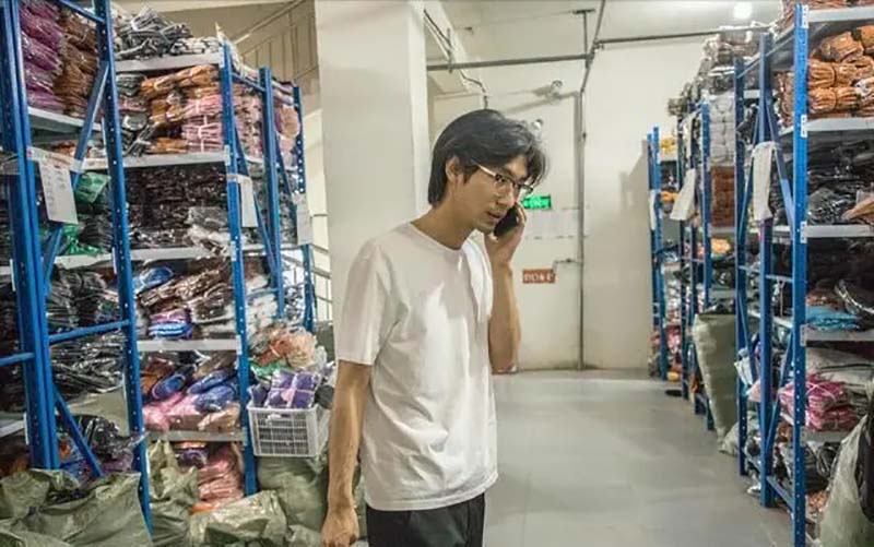 创业卖内衣年入百万,90后卖内衣一个月回本20万