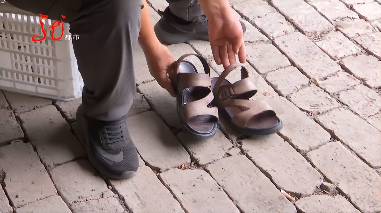 海伦：一男子买了双新皮鞋，几天后，竟变成了“破鞋”？......