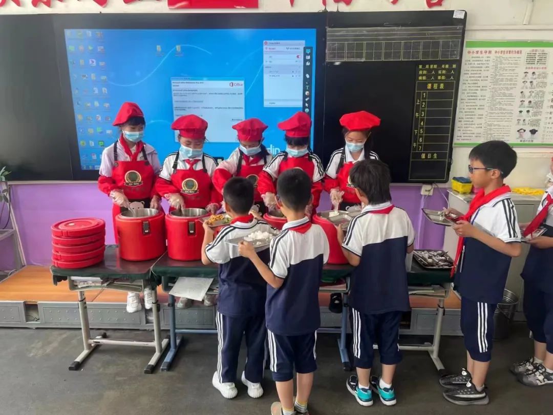 小学均衡饮食健康成长小活动,小学学校膳食活动