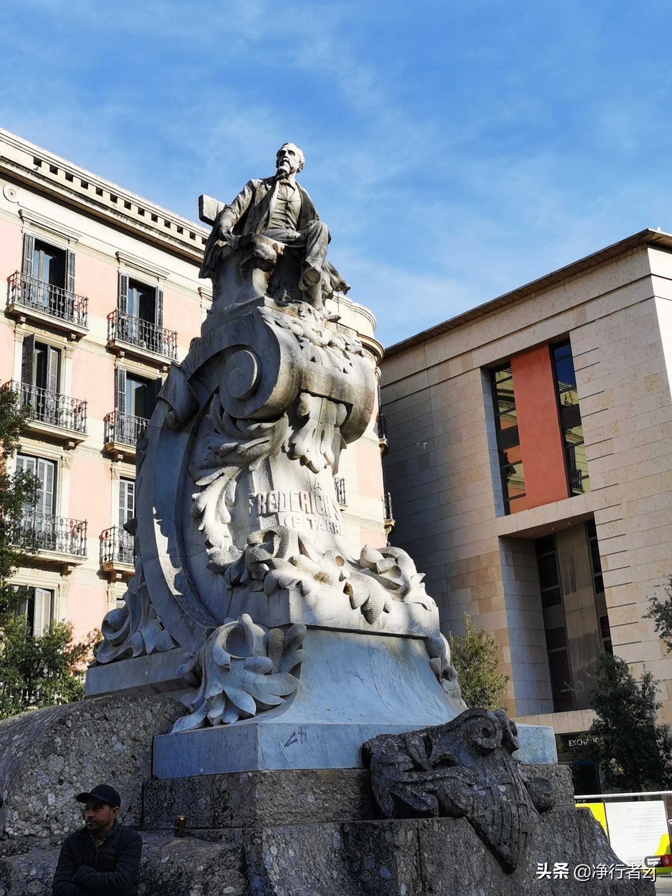 冬日暖阳拔“牙”记（34）巴塞罗那：高迪打造的欧洲之花（上）