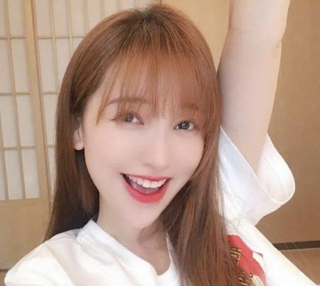 金莎少女感郝蕾,金莎正面回应郝蕾的点评