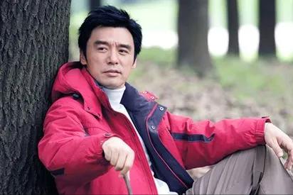 章小蕙亿万家产,章小蕙败光2位富翁老公家产视频