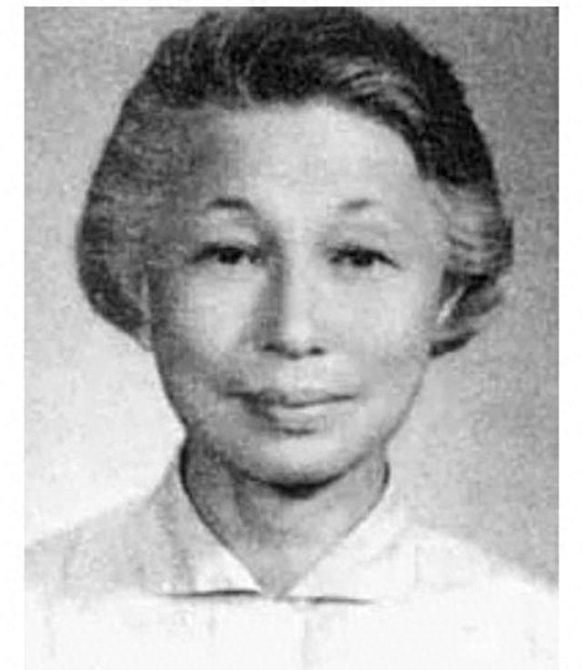 郭婉莹:曾因一双袜子要和未婚夫解除婚约,后遇渣男丈夫出轨寡妇