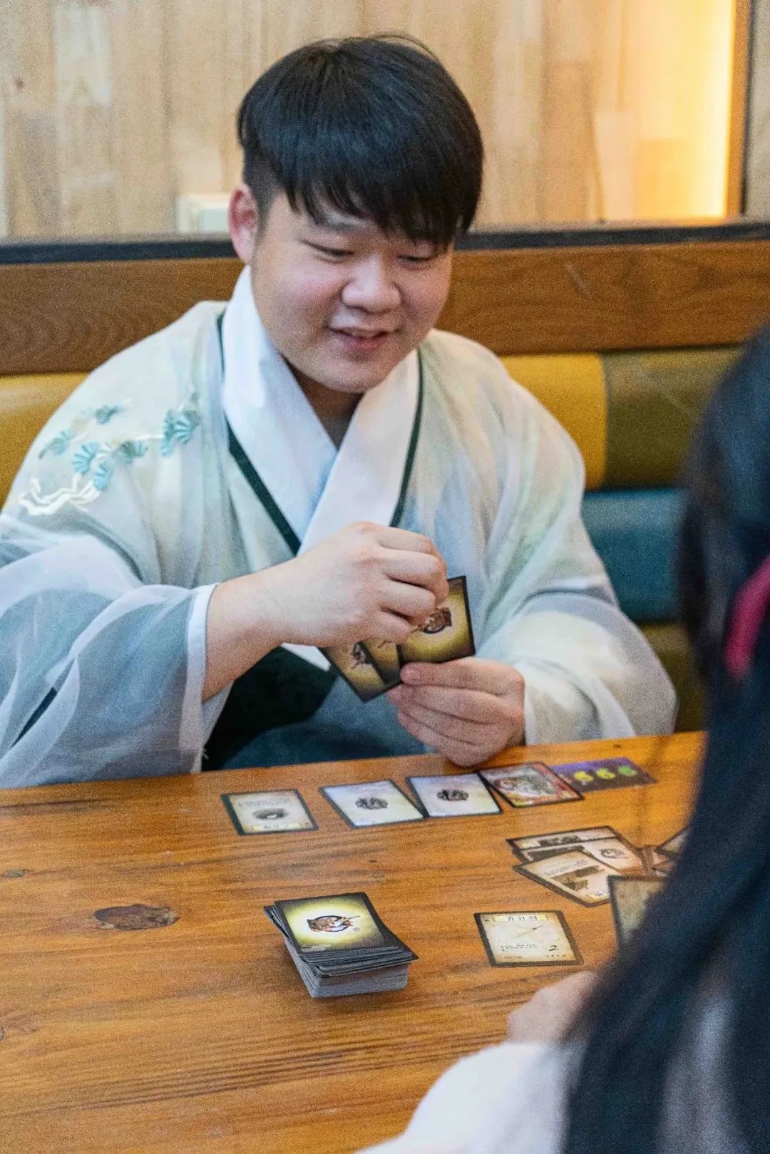 承包你一天的吃喝玩乐，酸菜鱼，烧烤，电竞...全都有