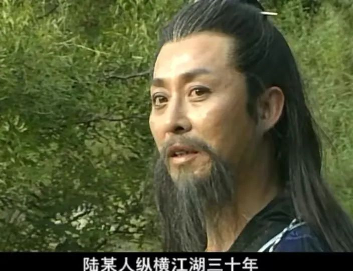 《白眉大侠》27年，10位演员境况差别巨大，男4号已成一线明星