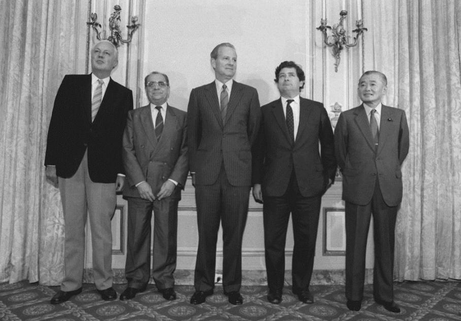 日本崩盘之前房子价值,日本房价暴跌后还不起房贷的人