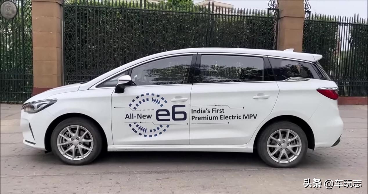 比亚迪e6新能源汽车新款,e6比亚迪新能源汽车