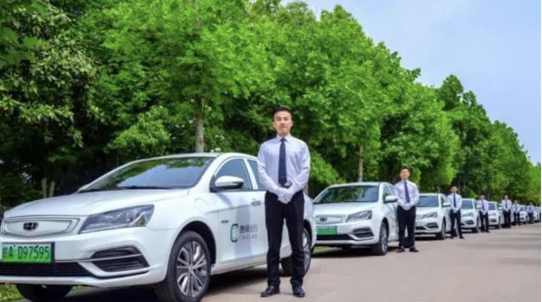 现在开网约车一天收入,天津网约车司机真实收入3000