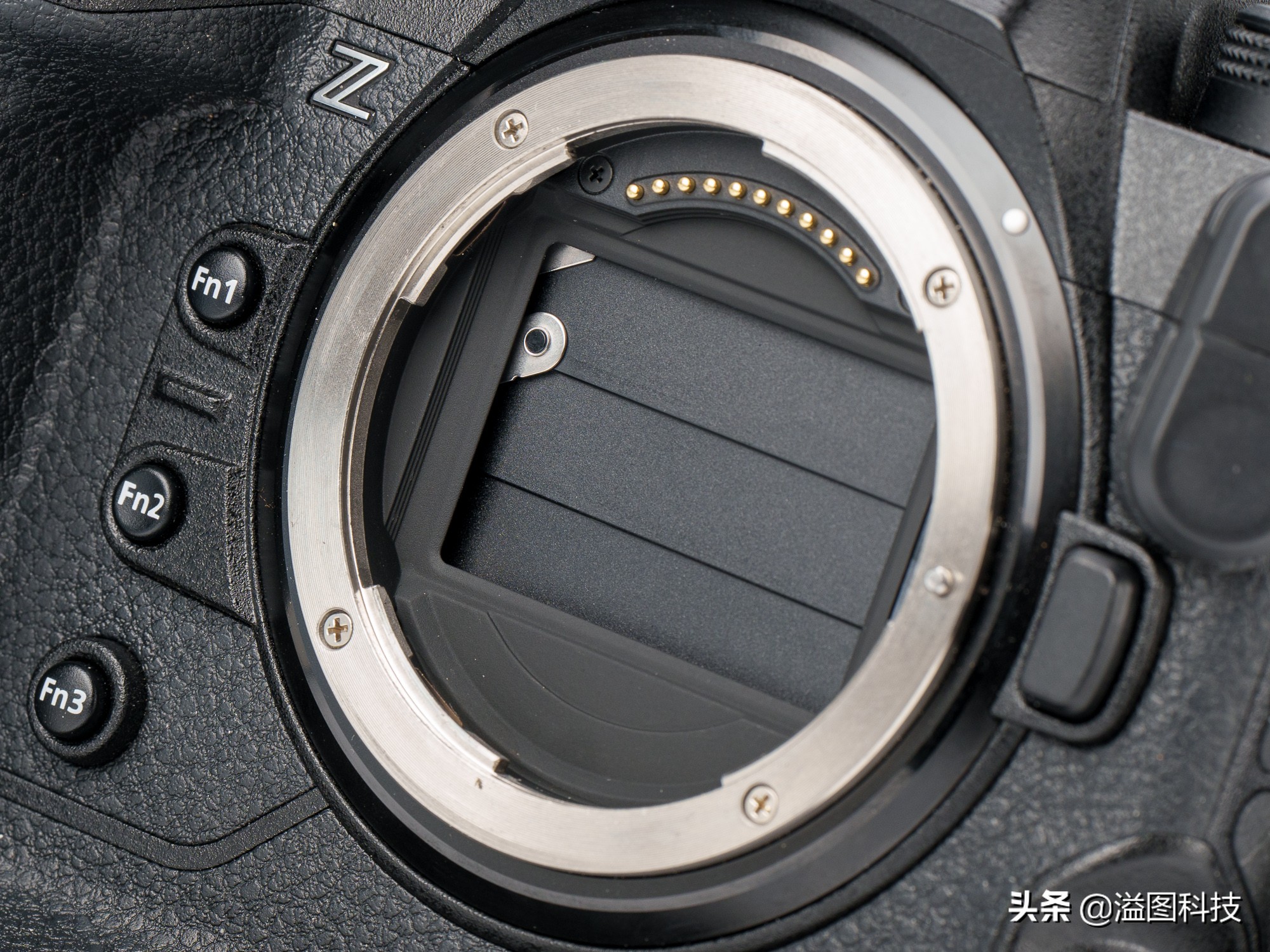 尼康z24-70f2.8,尼康z9旗舰相机详细评测