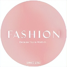 男t恤搭牛仔裤加皮带有哪些穿法,t恤配裤子的时髦穿法