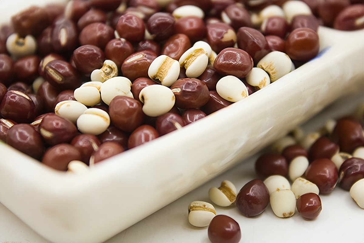 湿气重会引起哪些症状啊,湿气重身体会有6种表现