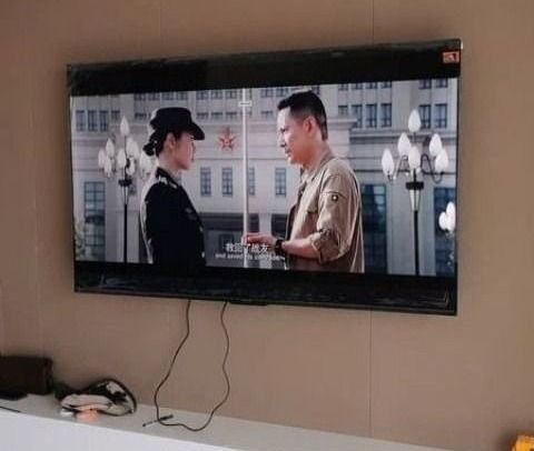 雷鸟雀6se和雀5哪个好,雷鸟55寸雀4和雀5有什么区别