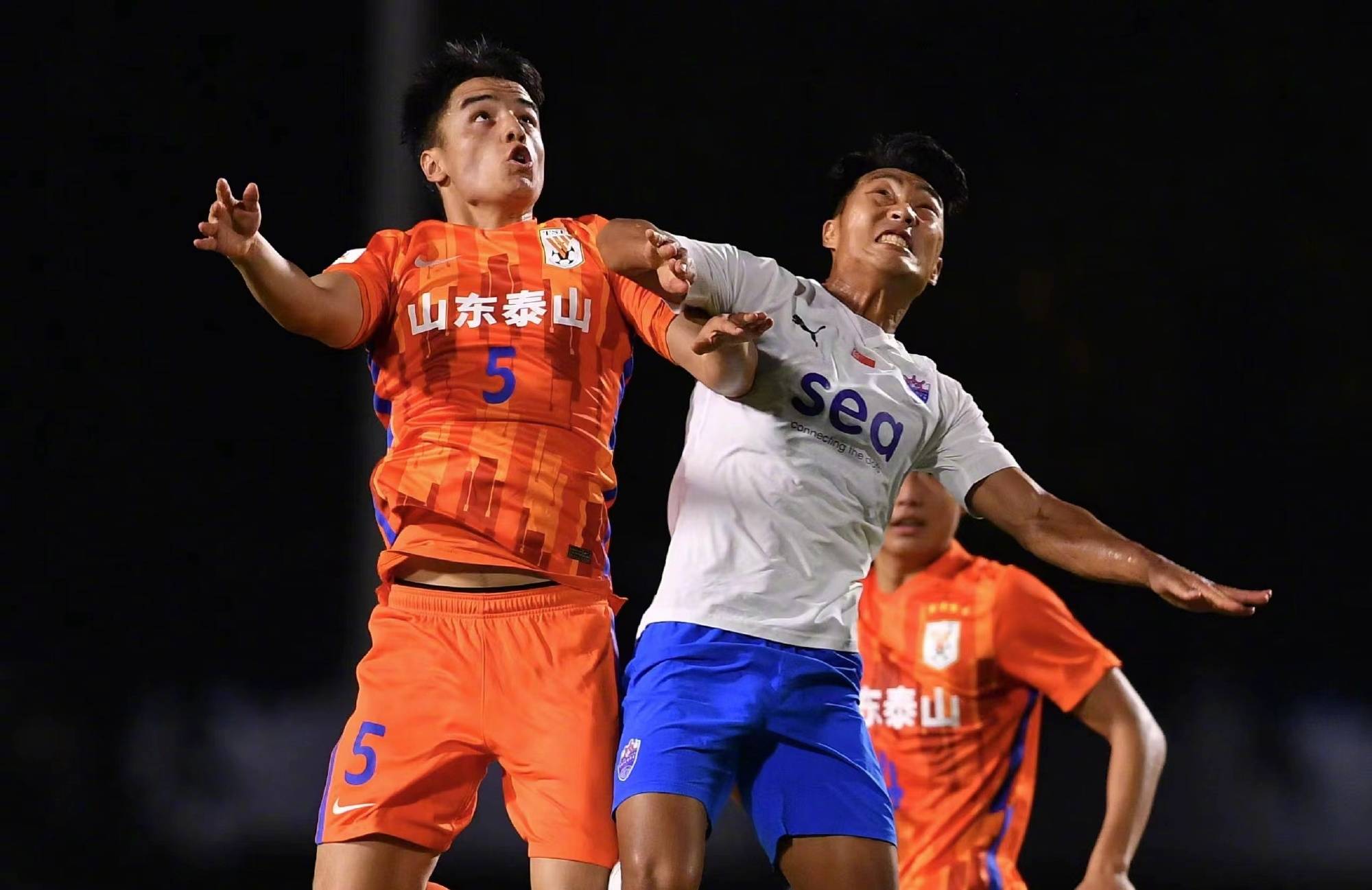 亚冠最新积分榜！山东泰山队暂未出局，且完成了进球任务