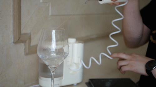 全家人的深层口腔清洁保障，OcareLink智能家庭款冲牙器