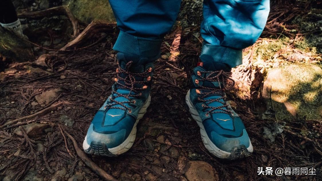 冬季穿什么样的徒步登山鞋,徒步登山哪种鞋适合