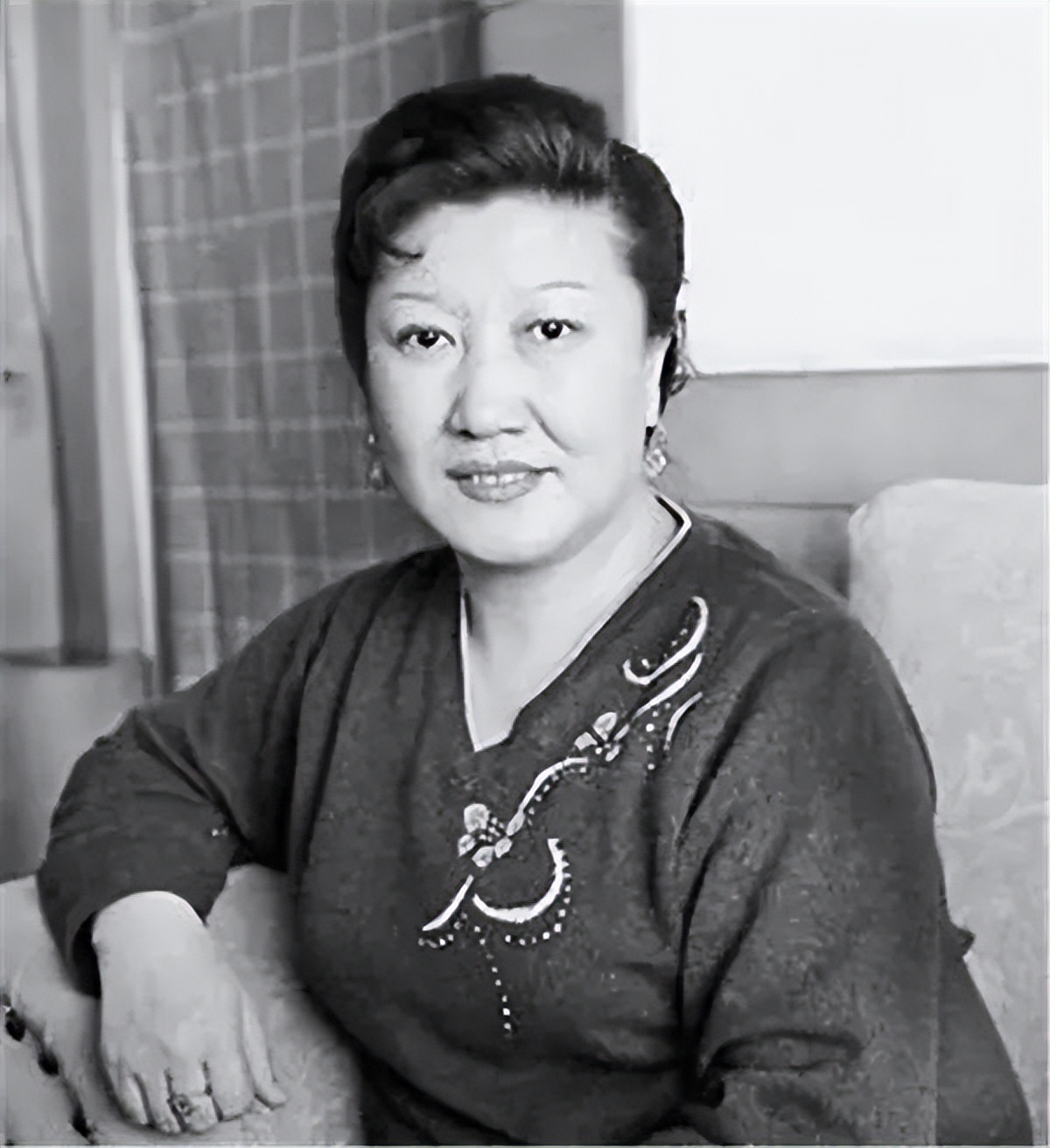 民工黄渤完整版苏九月,王家慧被雪村媳妇救了