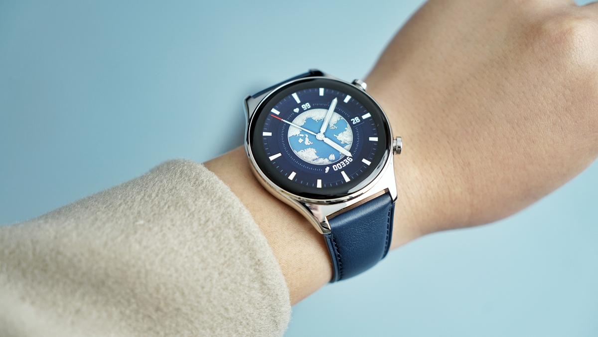 华为gt3和荣耀gspro手表哪个好,荣耀手表gs3运动功能体验