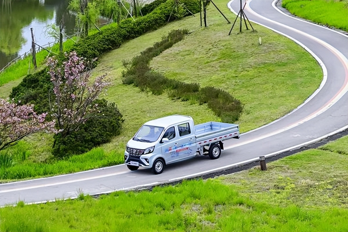 长安星卡新车跑多少动力最好,新长安星卡双排载重评测