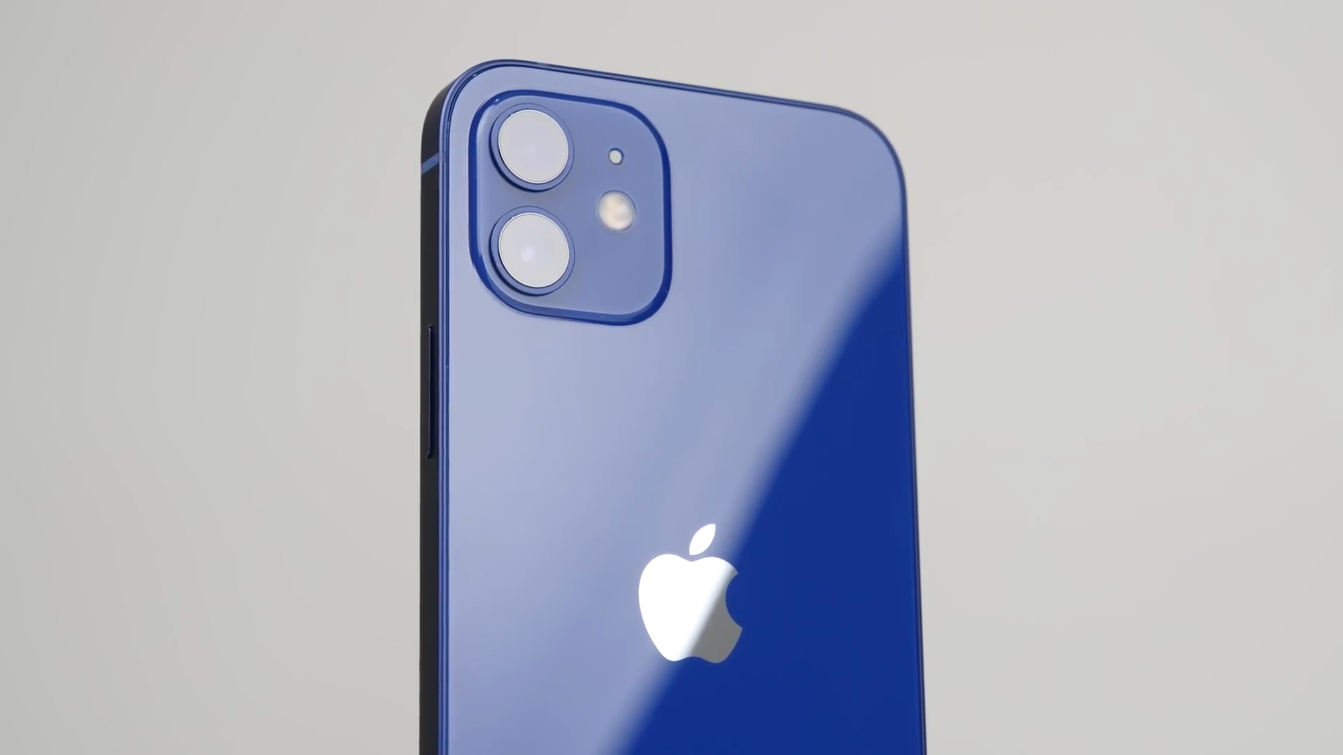 苹果5g手机降价清仓最低2599元,苹果首款5g手机价格大跳水