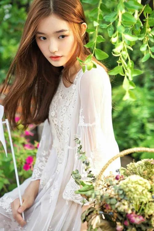 闺蜜的男朋友给她的生日礼物,闺蜜生日送了一个男朋友