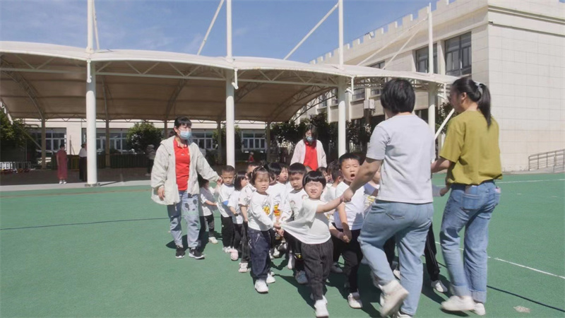 强体魄抗疫情,节奏感强的抗疫舞蹈