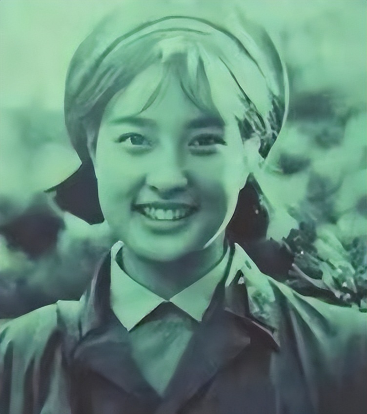 刘晓庆经历了4段婚姻,刘晓庆一生的爱情与婚姻