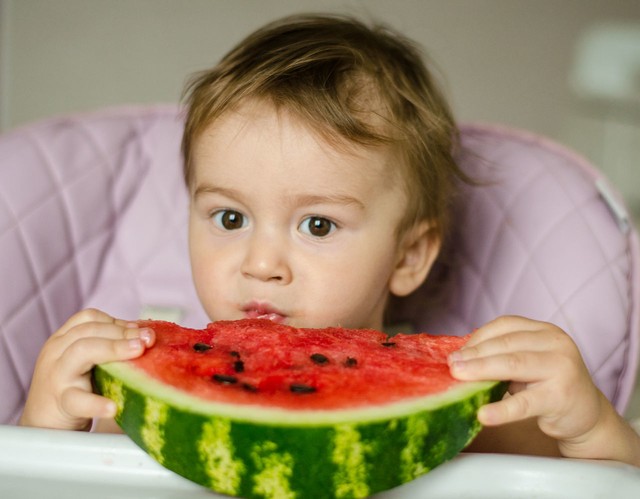 ♦️这六种水果，新手爸妈一定要记得多给宝宝吃◾️