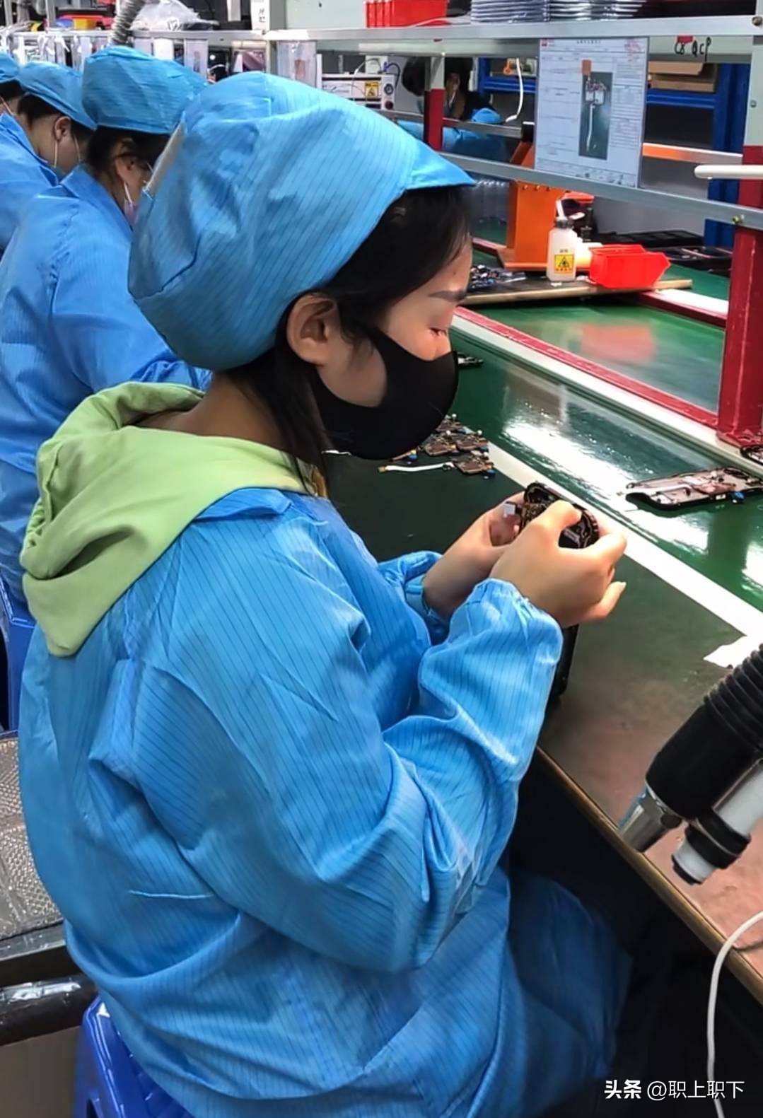 深圳22岁打工妹辞职考程序员后薪水比工厂还低，揭秘五种职业内幕