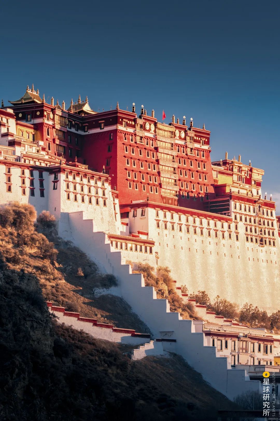 布达拉宫进去可以看到什么,布达拉宫夏天能看见雪山吗