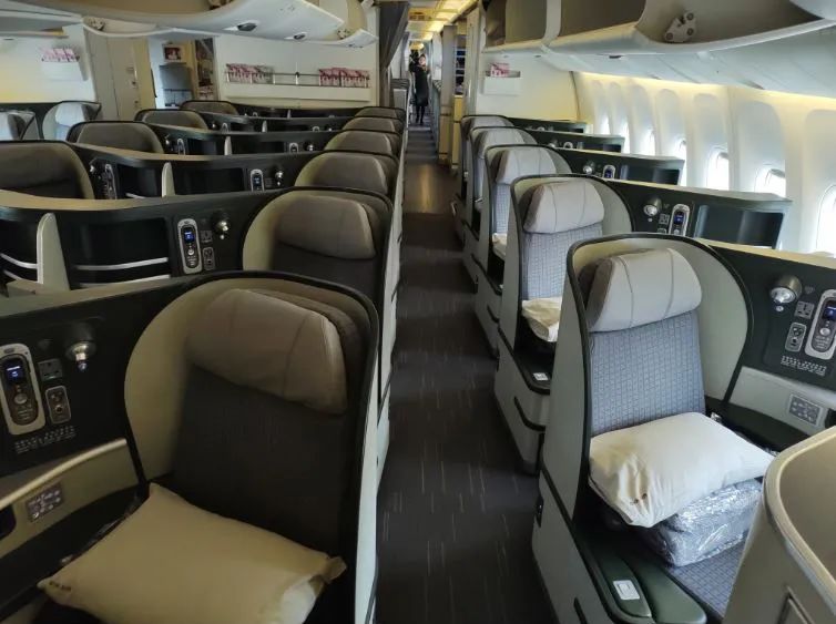 长荣航空体验,长荣航空evaair皇玺桂冠舱