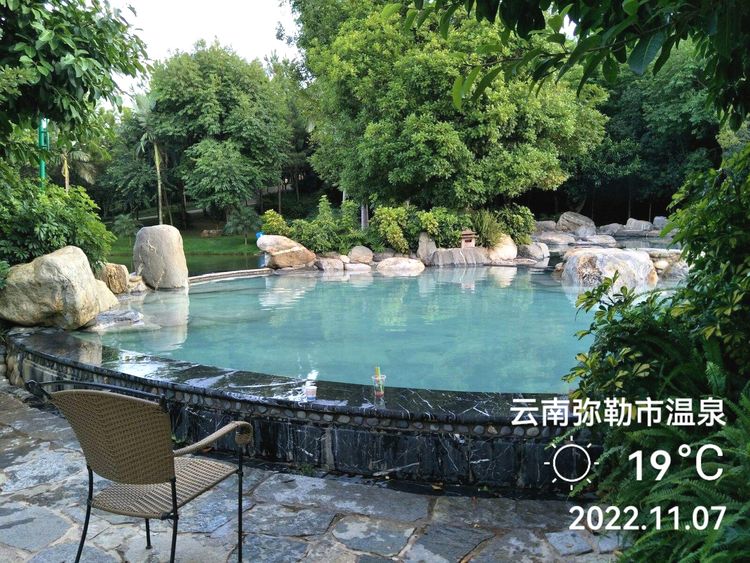 一座半城温泉新兴的福地——美丽的弥勒市作者：姚述清