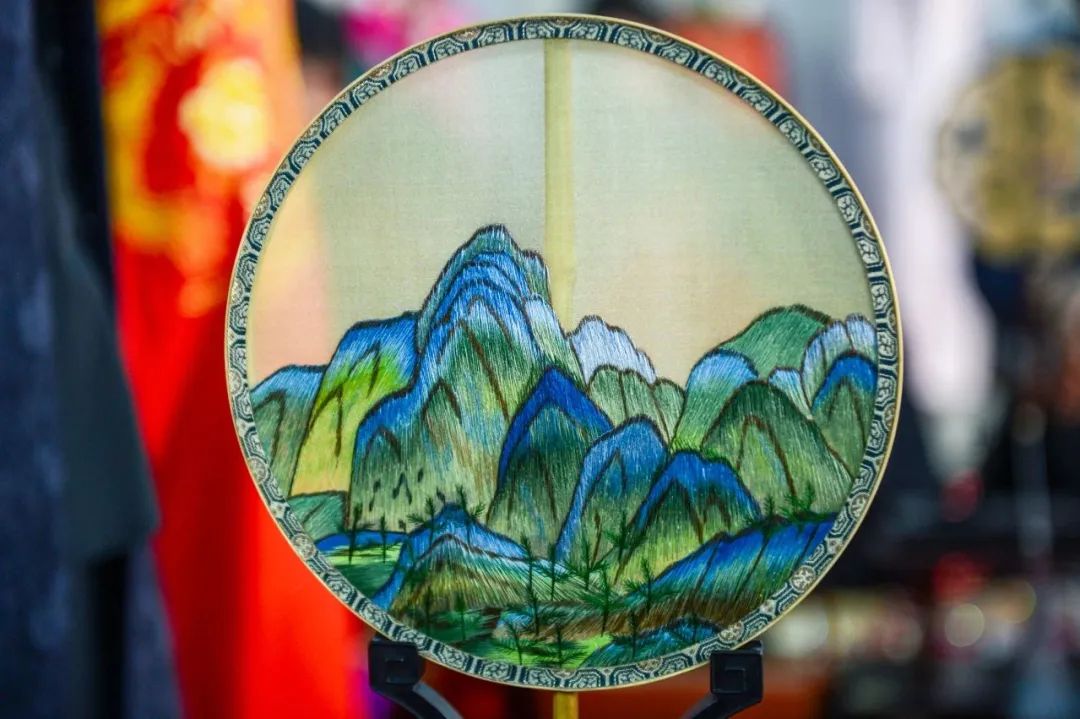 济南元素再一次火爆“出圈”！省长推介的诗意济南是什么样子的？