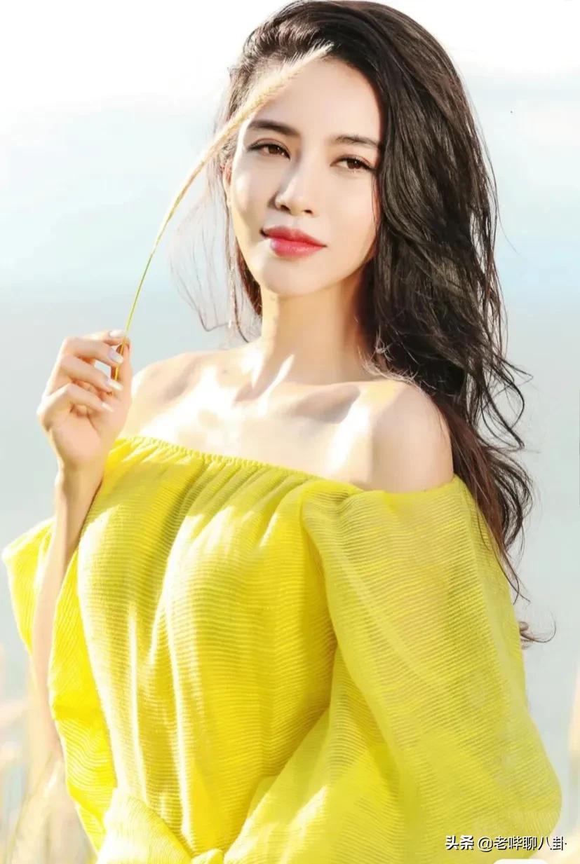 足球宝贝身材最好前十,潘霜霜身材怎么样