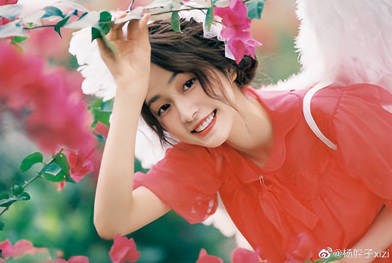 赵露思梁洁邢菲谭松韵,邢菲和赵露思什么关系