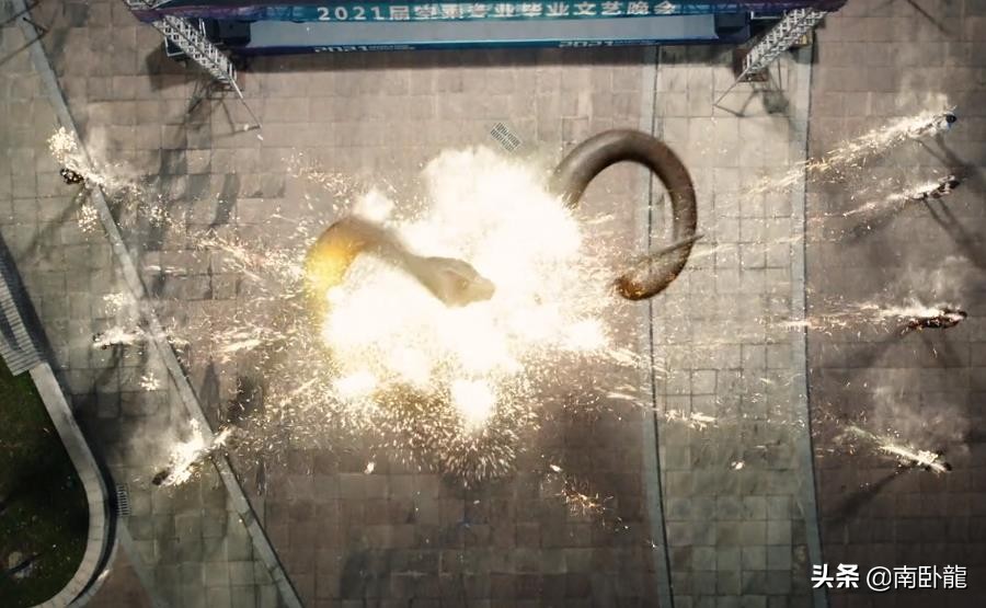 巨蛇闯女校现场拍摄花絮,巨蛇闯女校原声剪辑