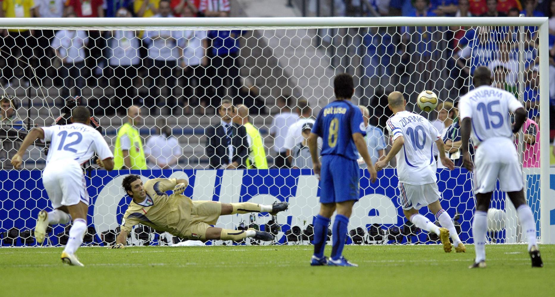 巴西世界杯经典点球大战,22年世界杯巴西点球大战