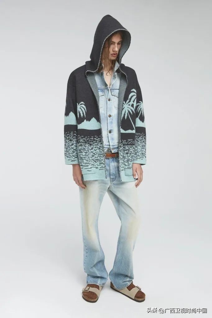 早上冷中午热晚上冷怎么穿衣服,早晚凉中午热注意合理穿衣