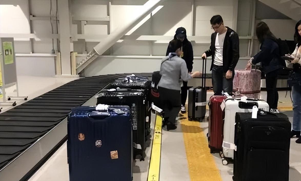 国际飞机托运行李箱的最大尺寸,上飞机随身携带行李箱尺寸规定