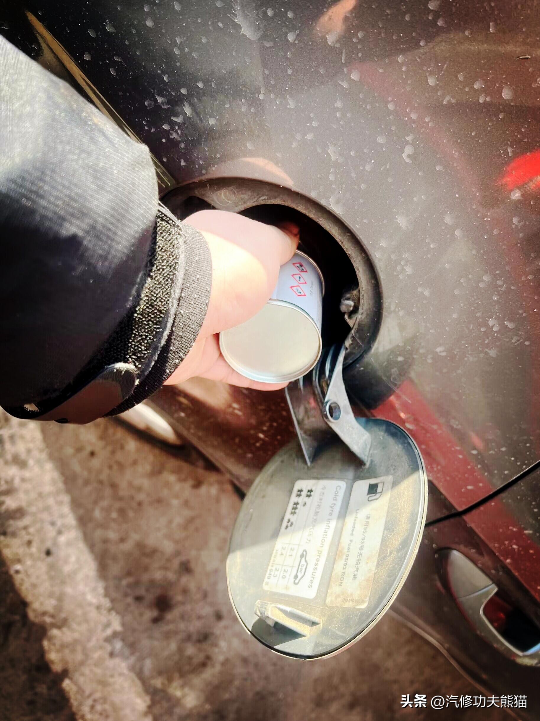 父亲老车翻新修复,父亲去世留下了的车去翻新