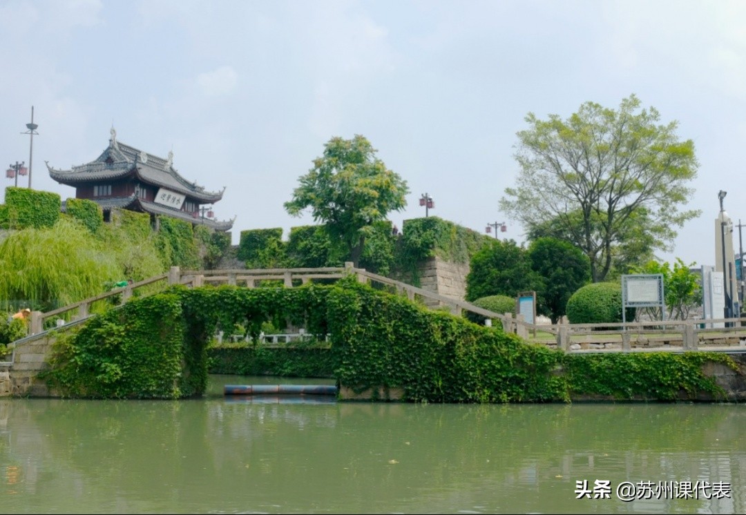 君到姑苏见人家尽枕河写的是哪里,君到姑苏见人家尽枕河是什么含义