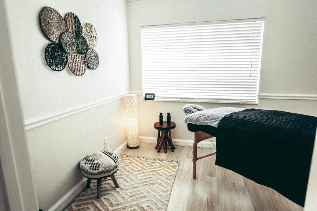 做芳疗师要什么条件,如何成为专业芳疗师