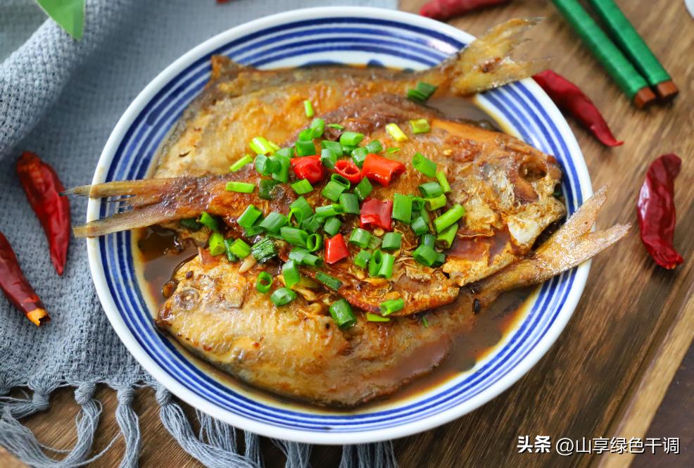 不管炖什么鱼注意五放五不放,炖鱼怎样又好吃又去除鱼的腥味