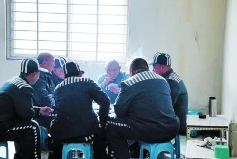 杀人凶手追凶16年后终破命案,杀人凶手凭空消失民警追凶26年