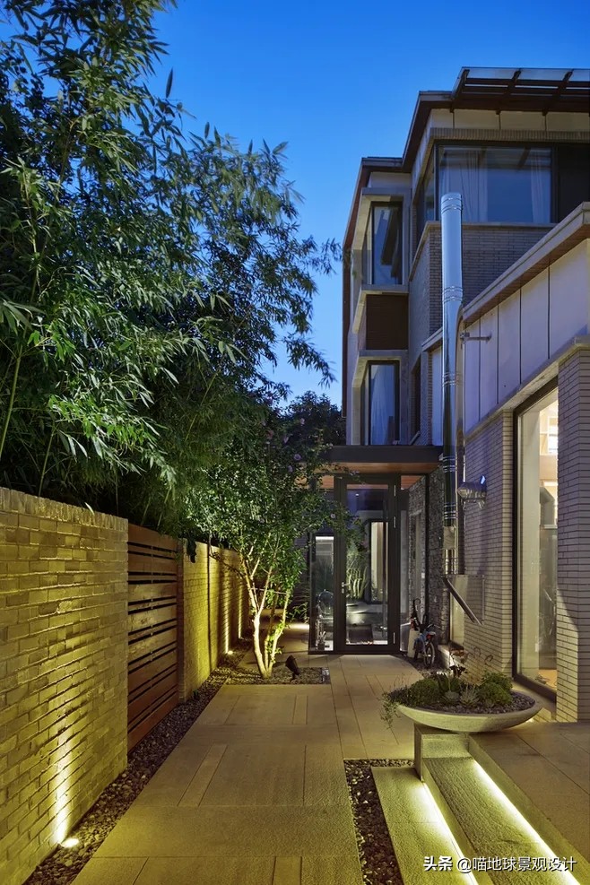 庭院围墙艺术格栅,不锈钢围墙大门格栅图片